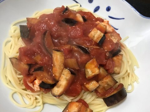 ナスとエリンギのトマトソースパスタ